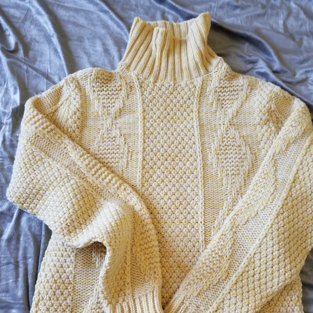 Vintage, Heather Yellow Wool Cable Knit Sweater